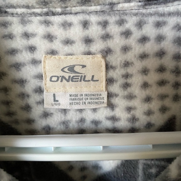 Cozy Winter Patterned Fleece Sweater - Picture 3 of 5